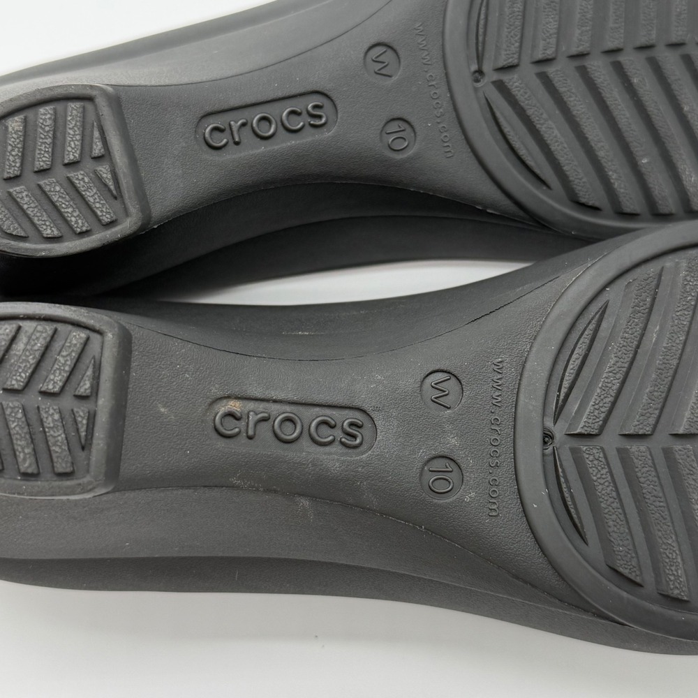 Crocs Womens 10 Lina Wedge Pump Black Dual Comfort Low Heel Professional Modern - Picture 6 of 7